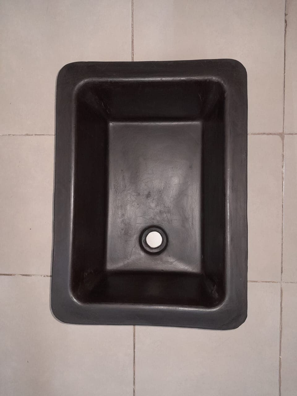 Medium Fibre Laboratory Sinks(18″x12″x5″)